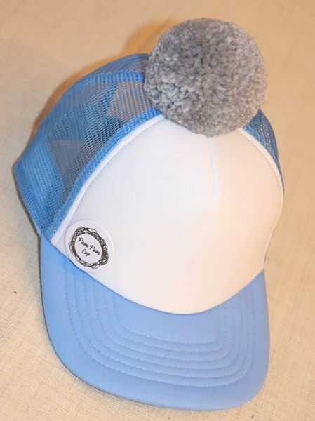Obrázok z POM Šiltovka modro-biela, sivý brmbolec